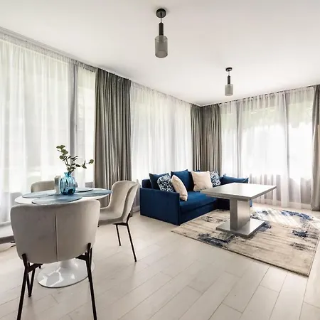 아파트 Wiejska Glamour By Bookinghost 바르샤바